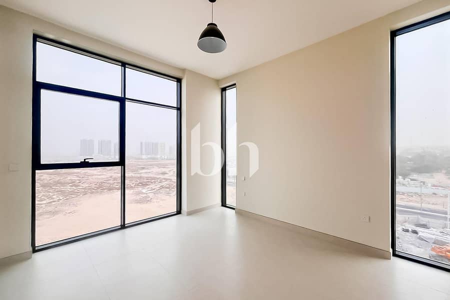 2 images image img