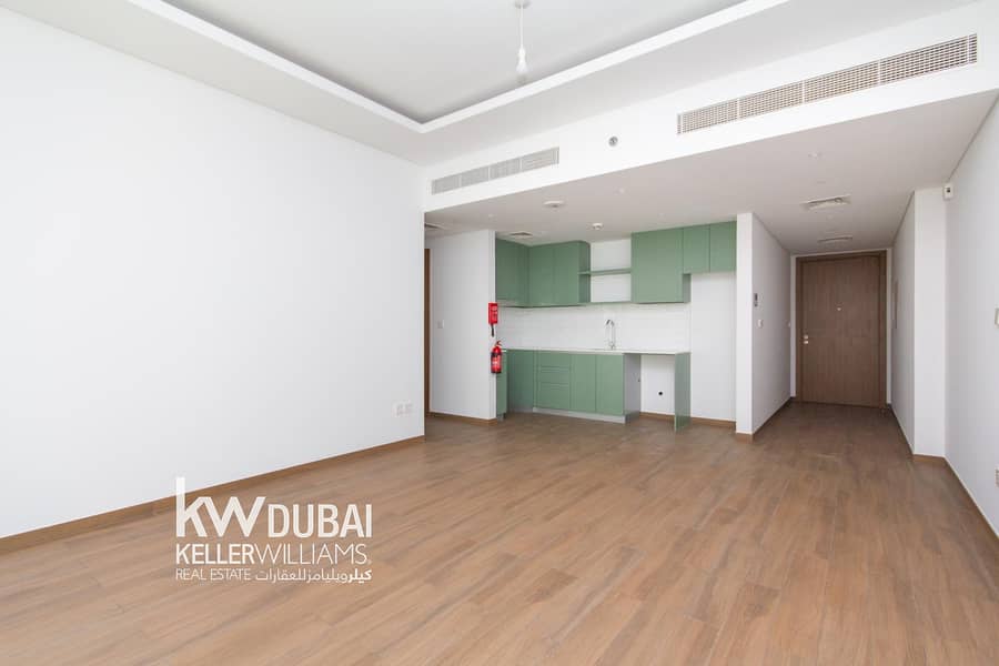 VACANT | COMMUNITY LIVING | BEST LAYOUT VACANT | COMMUNITY LIVING | BEST LAYOUT