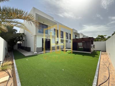 Villa de 4 chambres à à vendre à Yas Island, Abu Dhabi - WhatsApp Image 2026-07-18 at 10.24. 36 (3). jpeg
