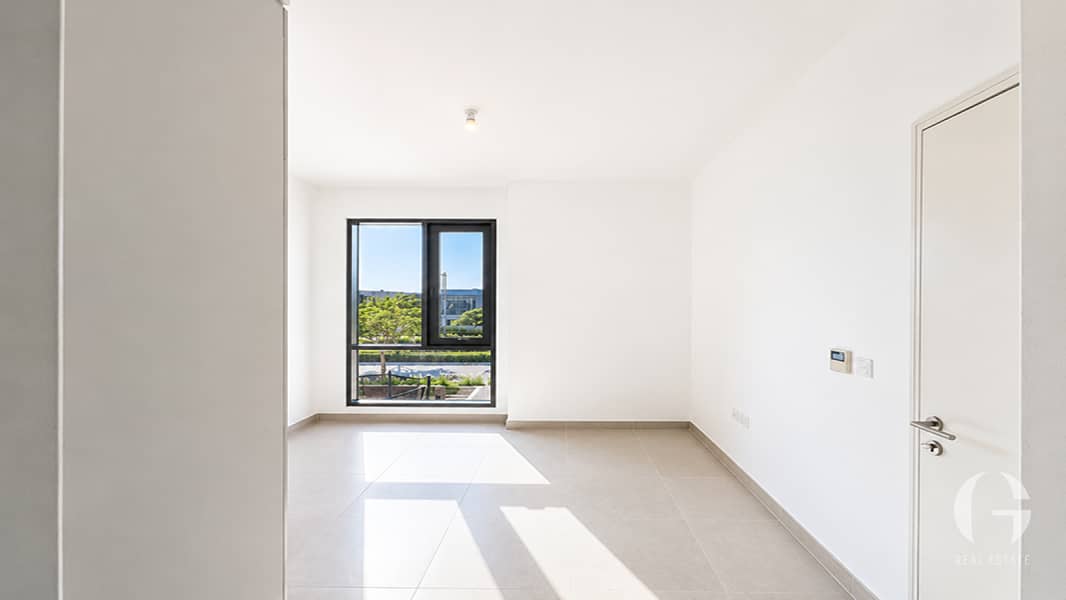 8 Image 8