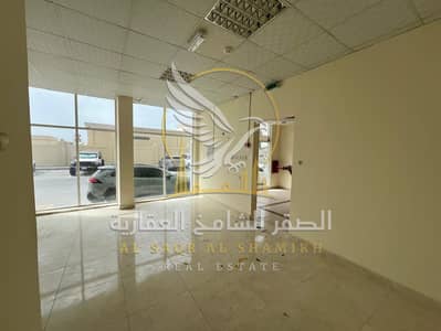 Shop para en Alquiler en Al Qulayaah, Sharjah - WhatsApp Image 2026-06-11 at 12.57. 39 (1). jpeg Shop para en Alquiler en Al Qulayaah, Sharjah - WhatsApp Image 2026-06-11 at 12.57. 39 (1). jpeg