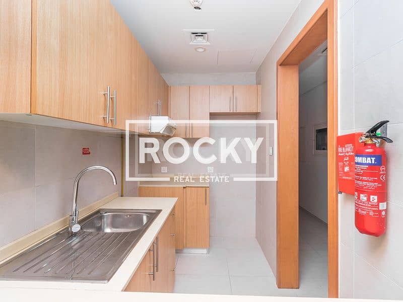 9 Rocky Real Estate - Al Raffa - SRG Al Raffa Building - Apartment (9 of 18). JPG