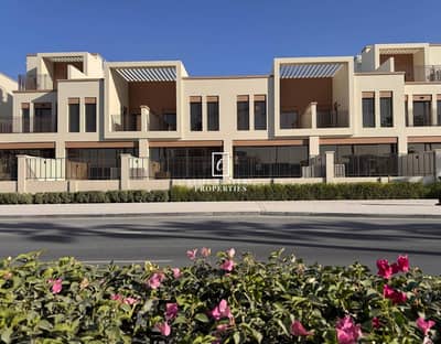 تاون هاوس 4 غرف نوم للايجار في داماك لاجونز، دبي - تاون هاوس في كوستا برافا،داماك لاجونز 4 غرف 155000 درهم - 16012579
