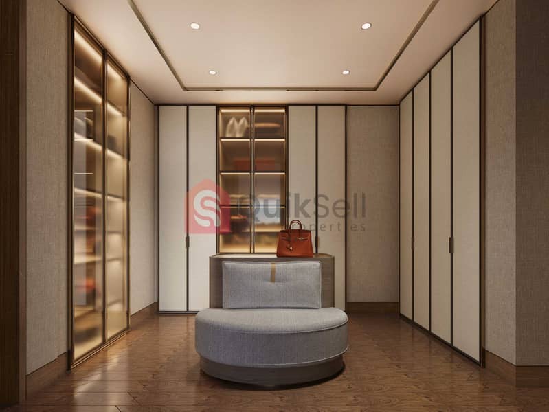 4 Master Closet Hi res. jpg