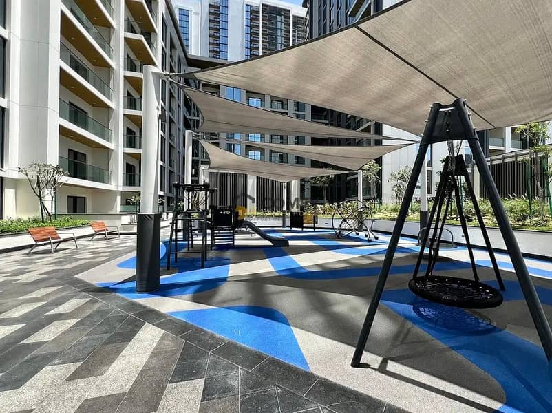 18 kids play area. jpg