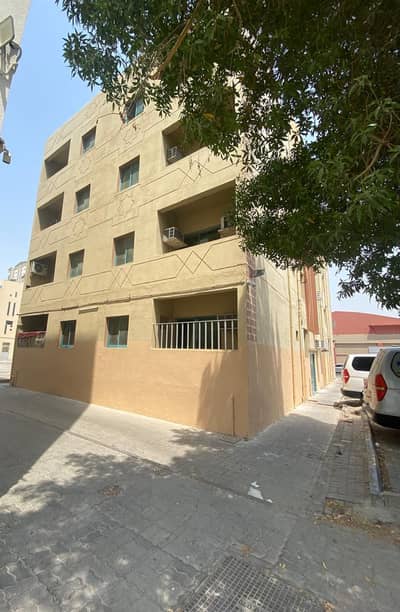 10+ Beds Building for Sale in Abu Shagara, Sharjah - 11. jpg 10+ Beds Building for Sale in Abu Shagara, Sharjah - 11. jpg