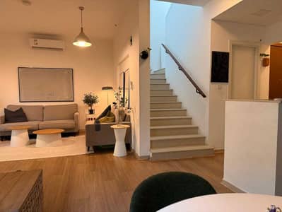 فیلا 3 غرف نوم للبيع في تاون سكوير، دبي - M1. jpg