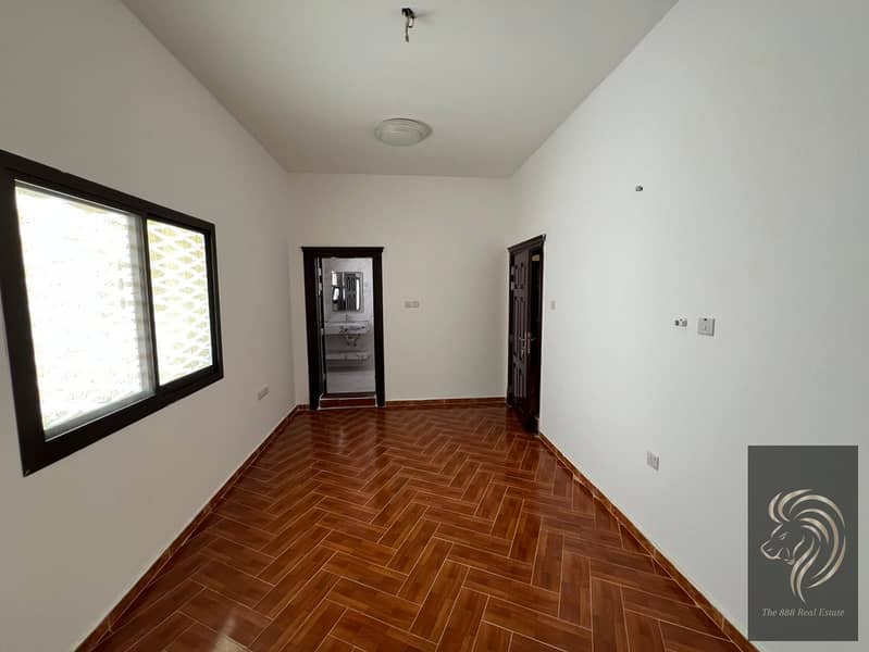 26 f2856cb0-fa00-40f3-8b6e-00ffa10e31cd. jpg