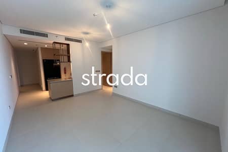 2 Bedroom Apartment for Rent in Downtown Dubai, Dubai - Vacant | Unfurnished | Connected to Mall