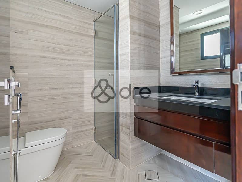 25 DRE09957. JPG