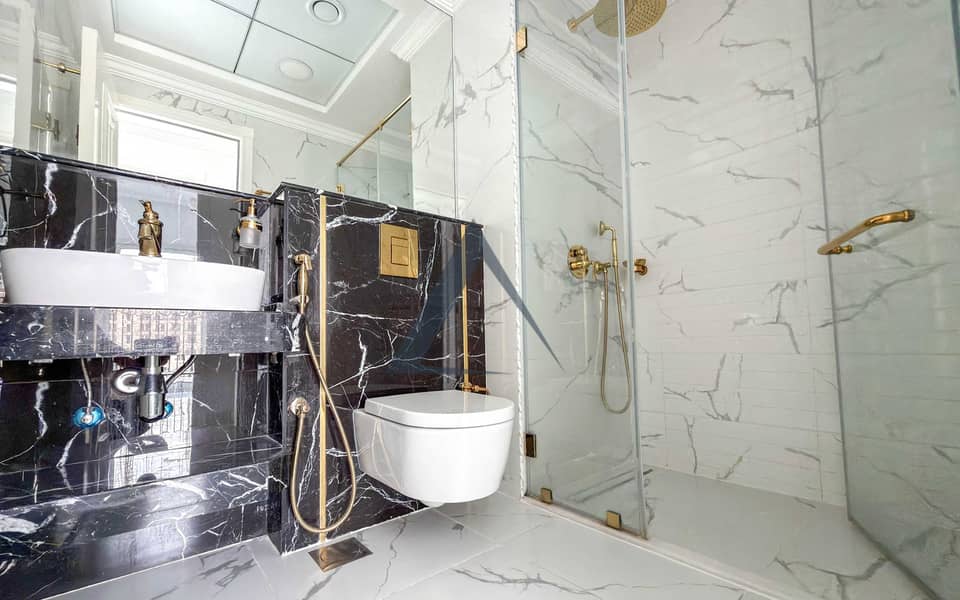10 Property Image
