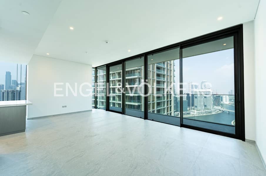 Burj & Canal Views | Viewable | High Floor Burj & Canal Views | Viewable | High Floor