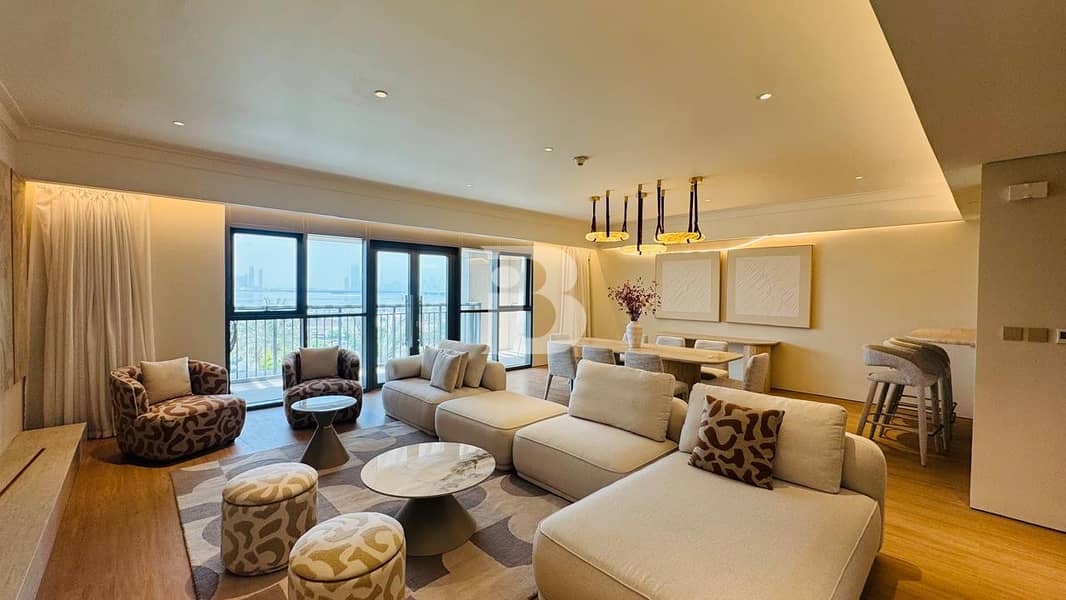 LUXURY VILLA | FULLY RENOVATED | BURJ & SEA VIEW LUXURY VILLA | FULLY RENOVATED | BURJ & SEA VIEW