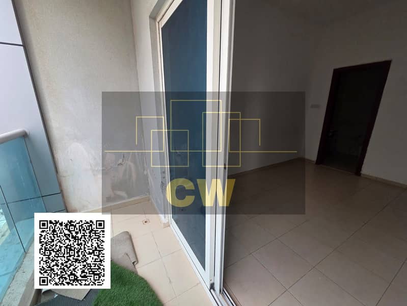 8 0c48cba2-f9a4-4f76-9643-90aefbc9e4bb. jpg