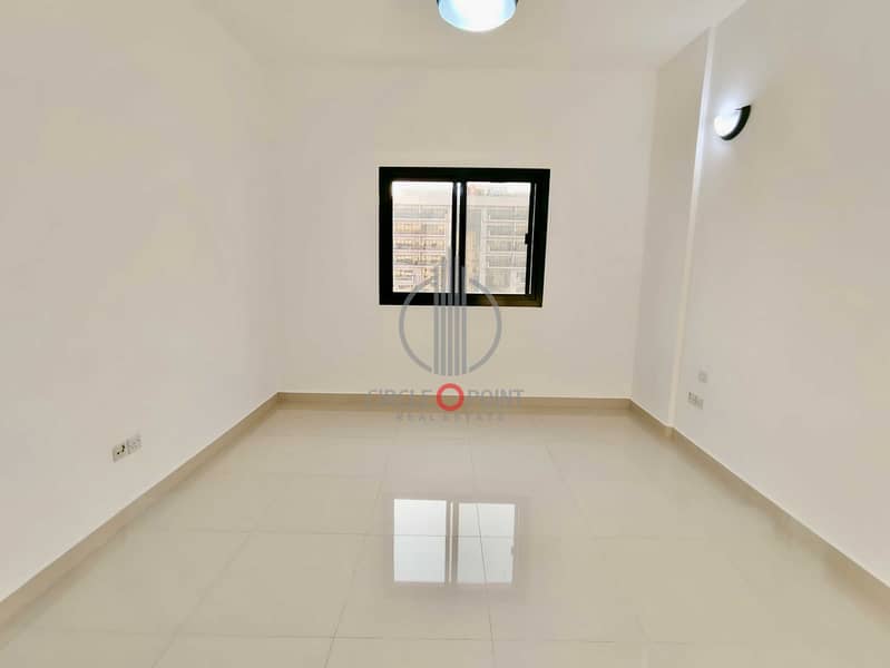 14 2b1bada1-3847-4a84-9d68-d56cba1f4d69. jpg
