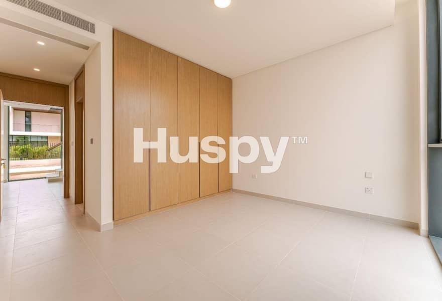 Park Backing | Vacant | Vastu Compliant - Image 8
