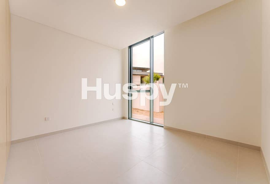 Park Backing | Vacant | Vastu Compliant - Image 9
