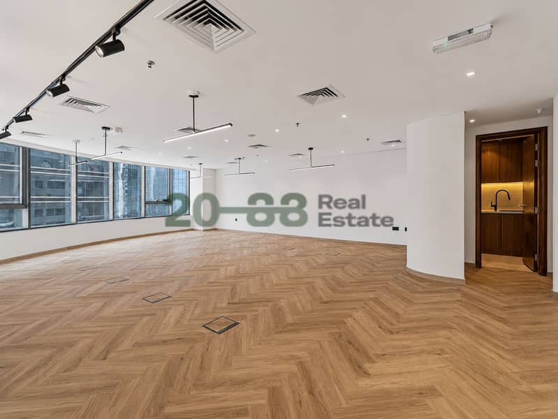 22 OfficeOT10. jpg