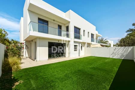 4 Bedroom Villa for Rent in Yas Island, Abu Dhabi - Peaceful Community 4BR Townhouse | Four Payments 4 Bedroom Villa for Rent in Yas Island, Abu Dhabi - Peaceful Community 4BR Townhouse | Four Payments