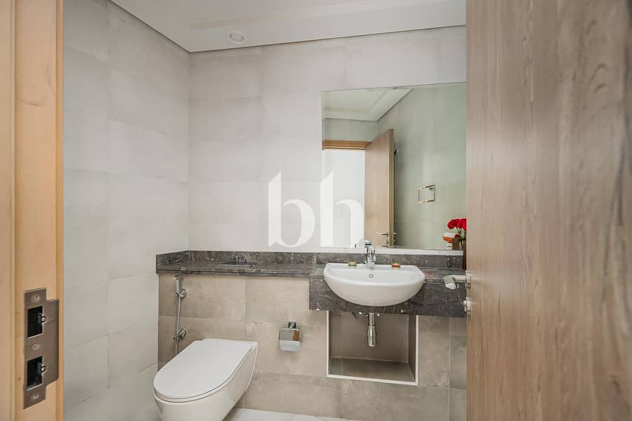 5 images image img
