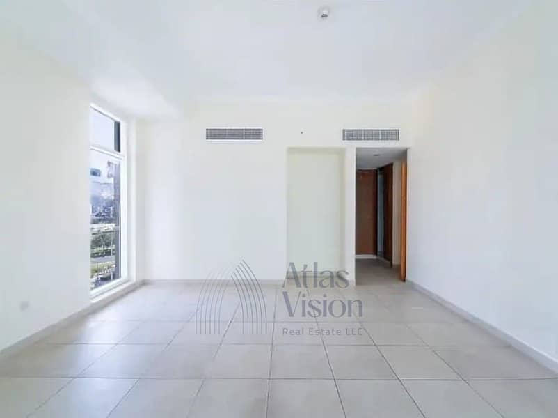 2 7c7e79dd-fb68-419a-abad-efd27310fb7b. jpg