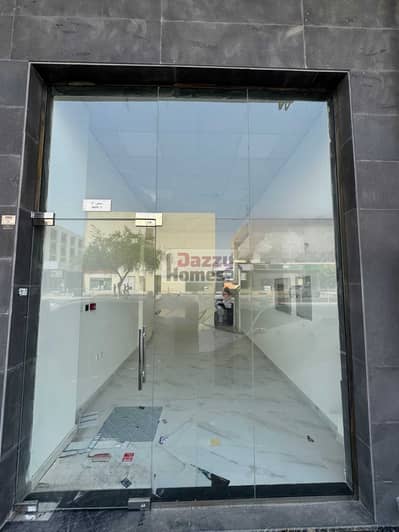 Shop in Affitto a Al Karama, Dubai - IMG_2923. jpeg Shop in Affitto a Al Karama, Dubai - IMG_2923. jpeg