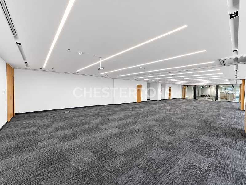 Office in Arenco | Grade A | Metro | Parking Office in Arenco | Grade A | Metro | Parking