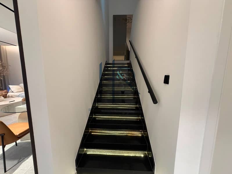 7 image_6