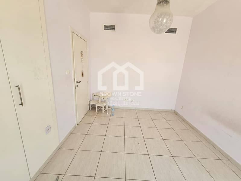 18 99bb3883-dc99-4456-9460-ca935cbc4c01. jpg