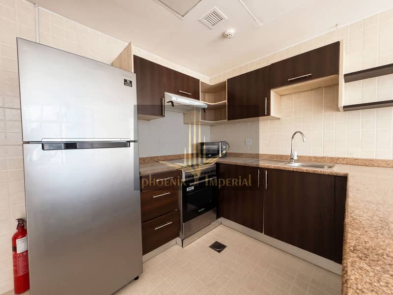 10 kitchen 02. jpg