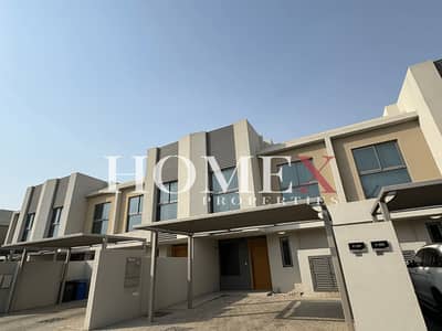 3 Camere Villa in Vendita a Al Zahia, Sharjah - image_0 3 Camere Villa in Vendita a Al Zahia, Sharjah - image_0