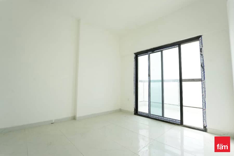 Original Price | Brand New | Close To Metro Original Price | Brand New | Close To Metro