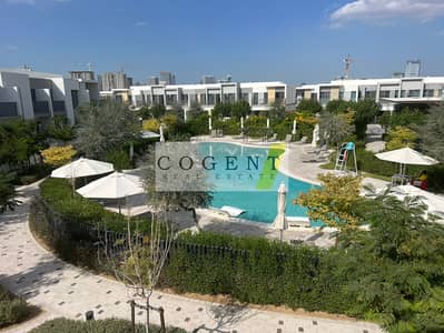 3 Bedroom Townhouse for Rent in Tilal Al Ghaf, Dubai - pool. jpeg 3 Bedroom Townhouse for Rent in Tilal Al Ghaf, Dubai - pool. jpeg