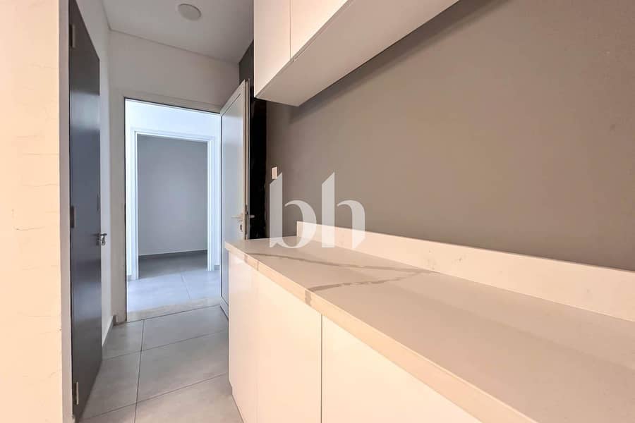30 images image img