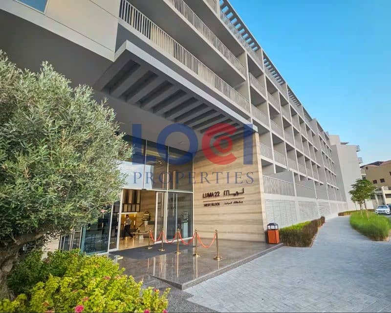 16 Building 01. jpg