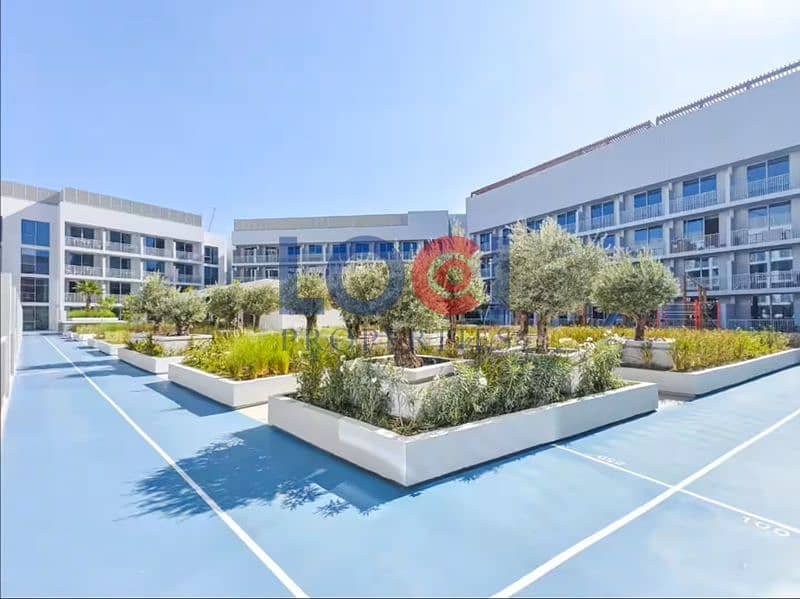 17 Building 03. jpg