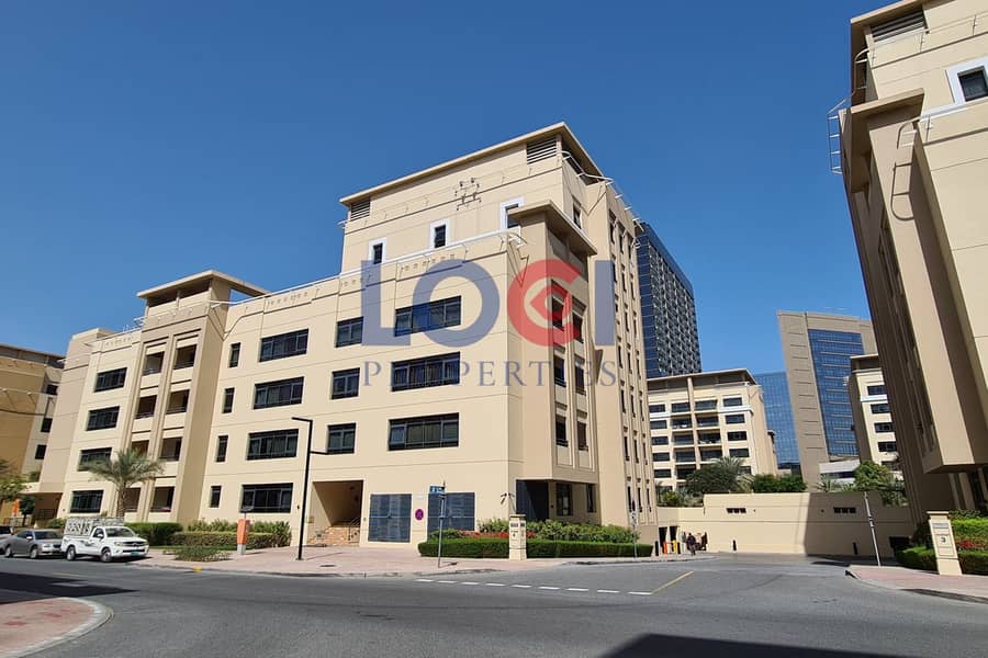 35 building 02. jpg