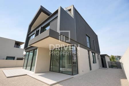 5 Bedroom Villa for Rent in Nad Al Sheba, Dubai - Vacant | Largest Plot | Private Independent Villa
