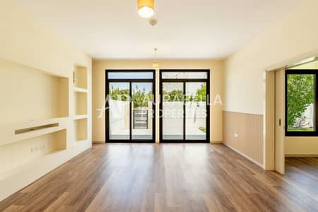 4 Schlafzimmer Townhouse zum zur Miete in Town Square, Dubai - Reihenhaus in Town Square，Noor Townhouses, 4 schlafzimmer, 220000 AED - 16019598