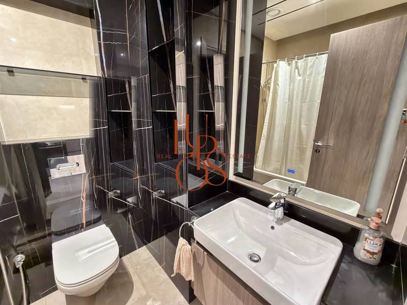 13 09_bathroom_vanity. jpg