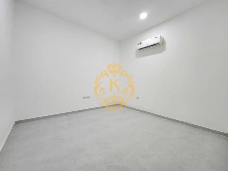 8 492840. jpg