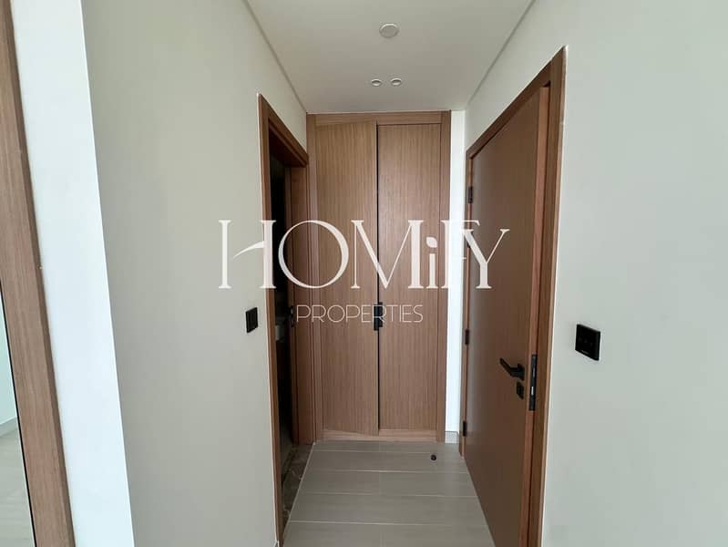 4 3d85c227-ae92-45ad-86db-83b53be3ab8a. jpg