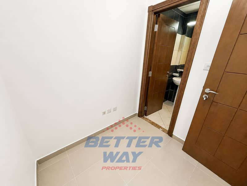 21 02-hall-bathroom-entry. png