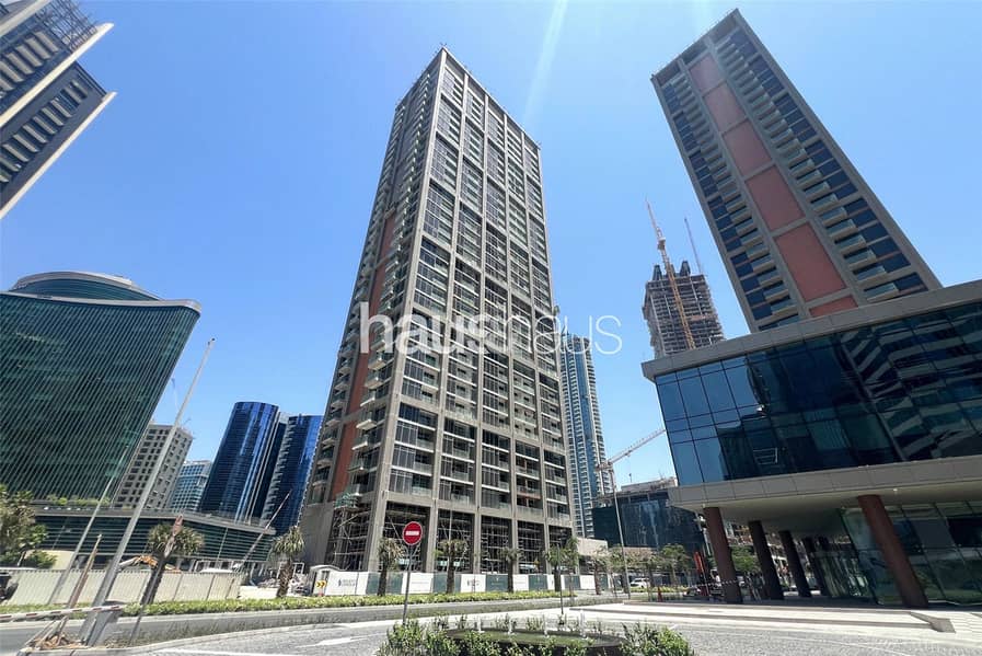 One Bed | Burj and Sea View | Corner Unit One Bed | Burj and Sea View | Corner Unit