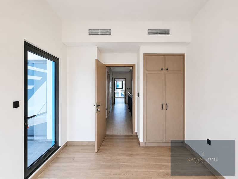 5 Santorini 4BR (15). png