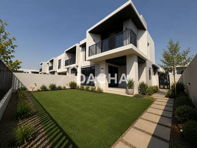 Townhouse de 4 chambres à à louer à Jebel Ali Village, Dubai - Maison de ville à Jebel Ali Village, 4 chambres, 300000 AED - 16022725
