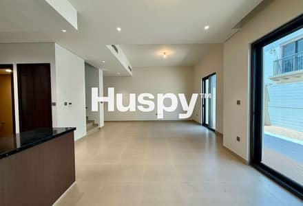 3 habitaciones Townhouse para en Alquiler en Zayed City, Abu Dhabi - Casa adosada en Zayed City,Bloom Living,Toledo, 3 dormitorios, 190000 AED - 16022799 3 habitaciones Townhouse para en Alquiler en Zayed City, Abu Dhabi - Casa adosada en Zayed City,Bloom Living,Toledo, 3 dormitorios, 190000 AED - 16022799