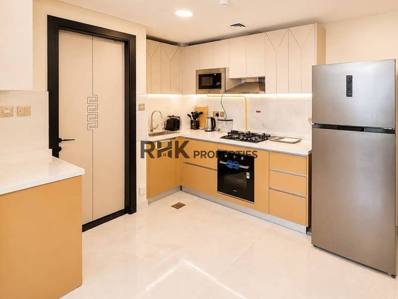 6 Bright furnished bedroom with floor-to-ceiling window and panoramic Dubai city view