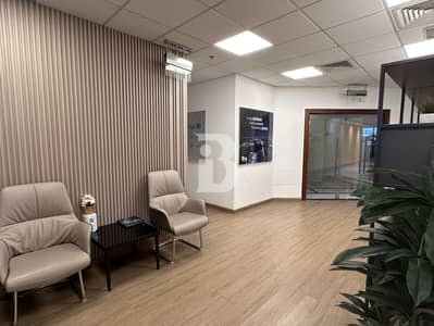 Office para en Alquiler en Dubai Investments Park (DIP), Dubai - Oficina en Dubai Investments Park (DIP)，European Business Center, 277970 AED - 11295252