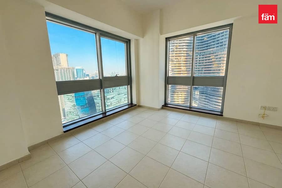 Very Spacious I Maids Room I High Floor I Vastu Very Spacious I Maids Room I High Floor I Vastu